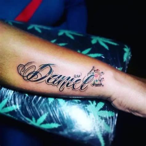 tattoo pangalan